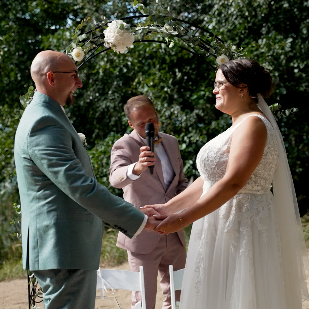 Brautpaar während der Trauung - Ja-Wort